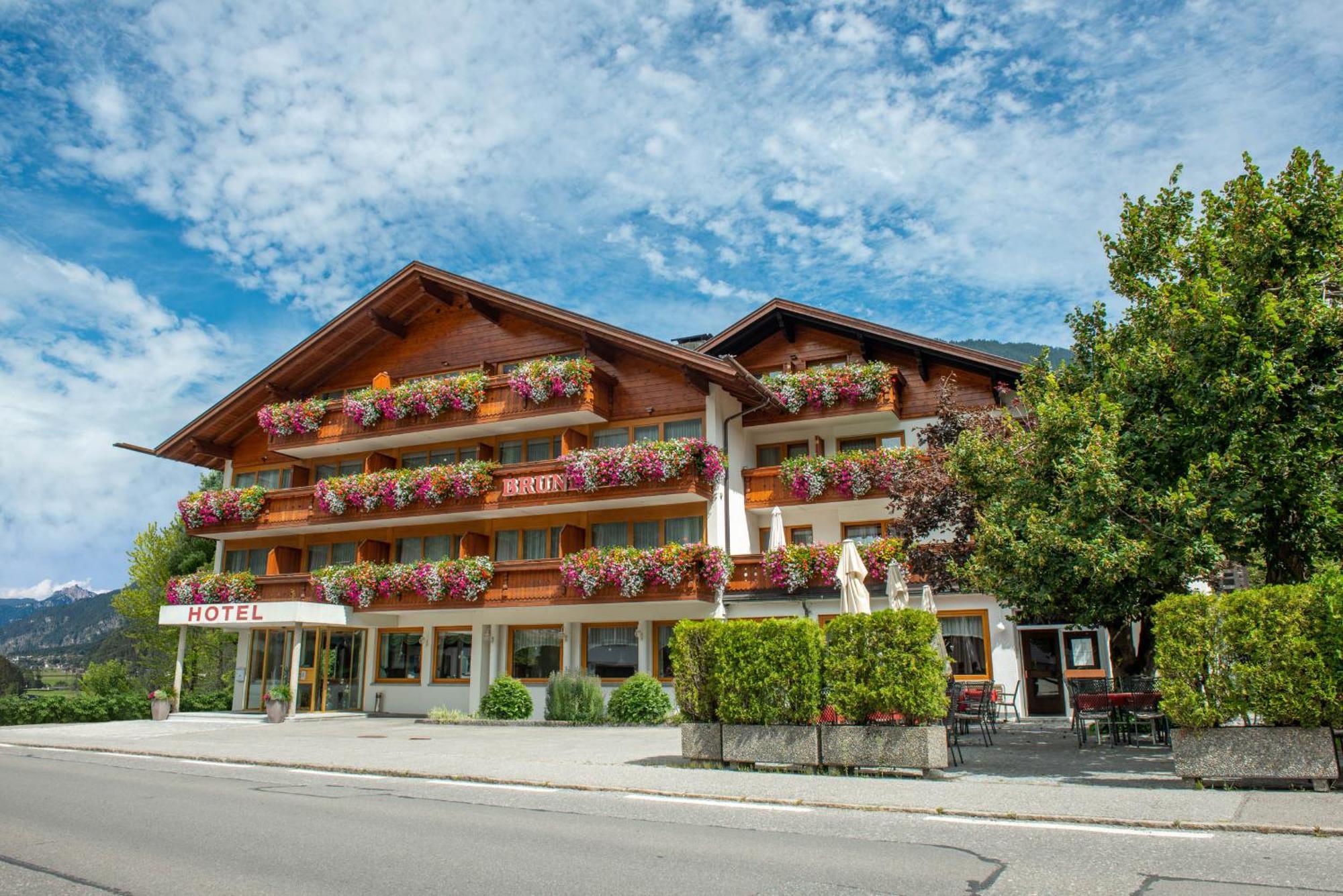 Hotel Brunella Vandans Zewnętrze zdjęcie